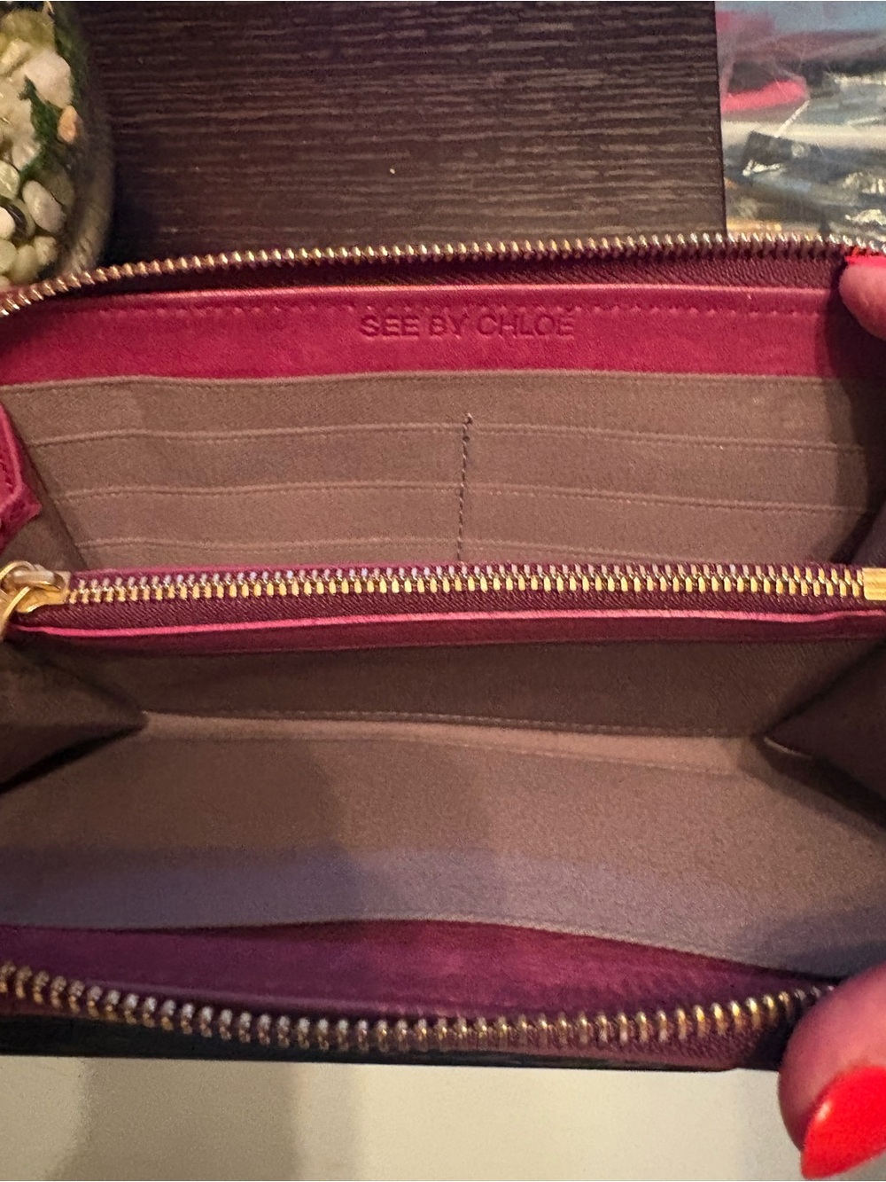 See By Chloe NWT Plum Leather Zip-Around Wallet With Perforated Silver Bow - Picture 7 of 14